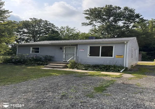 Photo 1 of Single family home for sale at 1241 Knickerbocker Ave, Flint, MI 48505 | MLS# 5050217907 | Listing updated on 2026-08-20