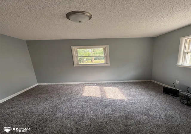 Photo 3 of Single family home for sale at 1241 Knickerbocker Ave, Flint, MI 48505 | MLS# 5050217907 | Listing updated on 2026-08-20