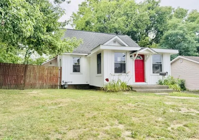 Photo 1 of Sale Pending at 8 Richmond Ave, Battle Creek, MI 49014 | MLS# 65026041587 | Listing updated on 2026-09-02