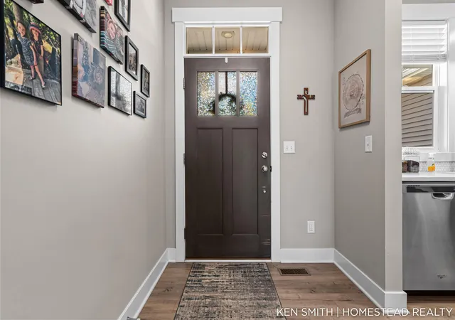Listing Photo 5 - Condo for sale in building located at 6173 Harmon Grn Ave SW, Grandville, MI 49418 - Unit #19