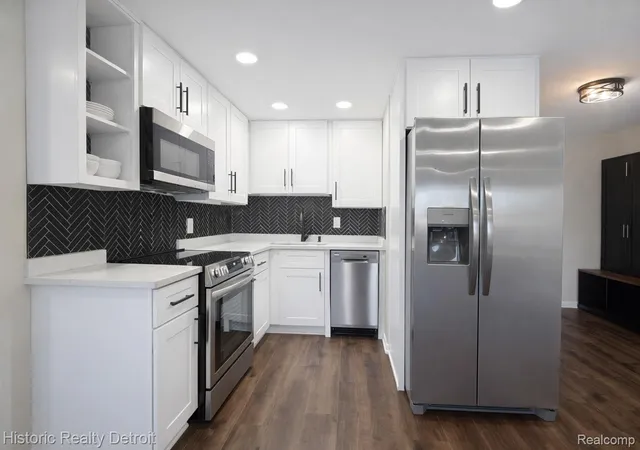 Photo 4 of House for sale at 1300 E Lafayette St #610-11, Detroit, MI 48207 | MLS# 20261062750 | Listing updated on 2026-08-23