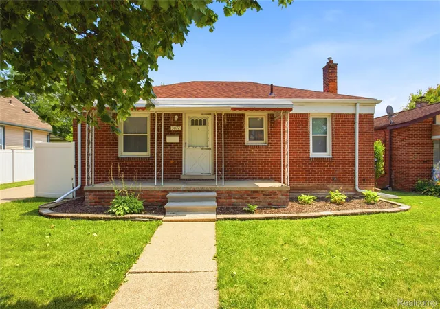 Photo 1 of Sale Pending at 3077 Chandler Ave, Lincoln Park, MI 48146 | MLS# 20261062755 | Listing updated on 2026-08-14