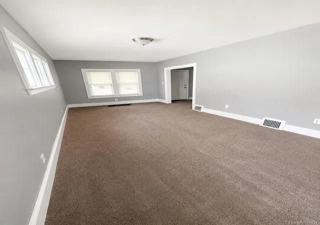 Photo 4 of Single family home for sale at 11725 Yellowstone St, Detroit, MI 48204 | MLS# 20261062756 | Listing updated on 2026-09-29