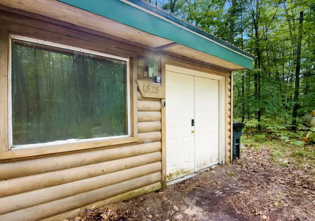 Photo 4 of Single family home for sale at 1825 Anita Rd, Kalkaska, MI 49646 | MLS# 78080072134 | Listing updated on 2026-09-10