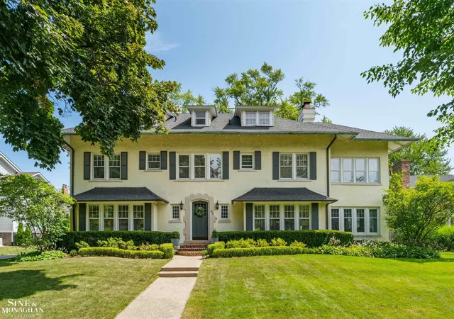 Photo 1 of Mansion for sale at 304 University Pl, Grosse Pointe, MI 48230 | MLS# 58050217911 | Listing updated on 2026-08-10