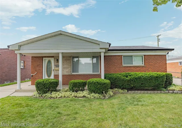 Photo 1 of Sale Pending at 1573 Westbrook Dr, Madison Heights, MI 48071 | MLS# 20261062764 | Listing updated on 2026-08-31