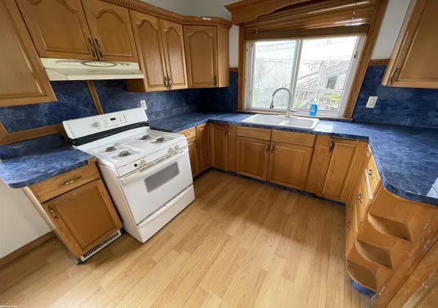 Photo 2 of Single family home for sale at 10411 Sterritt St, Detroit, MI 48213 | MLS# 58050217914 | Listing updated on 2026-08-10