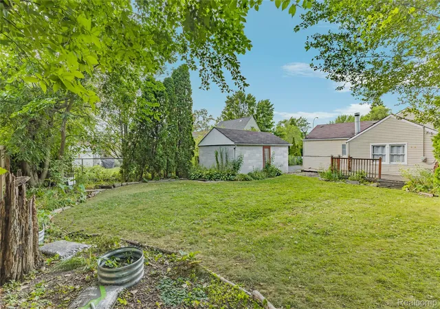 Photo 3 of Single family home for sale at 20890 Hollywood St, Harper Woods, MI 48225 | MLS# 20261062783 | Listing updated on 2026-10-06