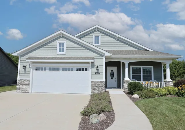 Photo 2 of Condo for sale at 6207 Diamond View W Dr, Midland, MI 48642 | MLS# 61050217922 | Listing updated on 2026-08-10