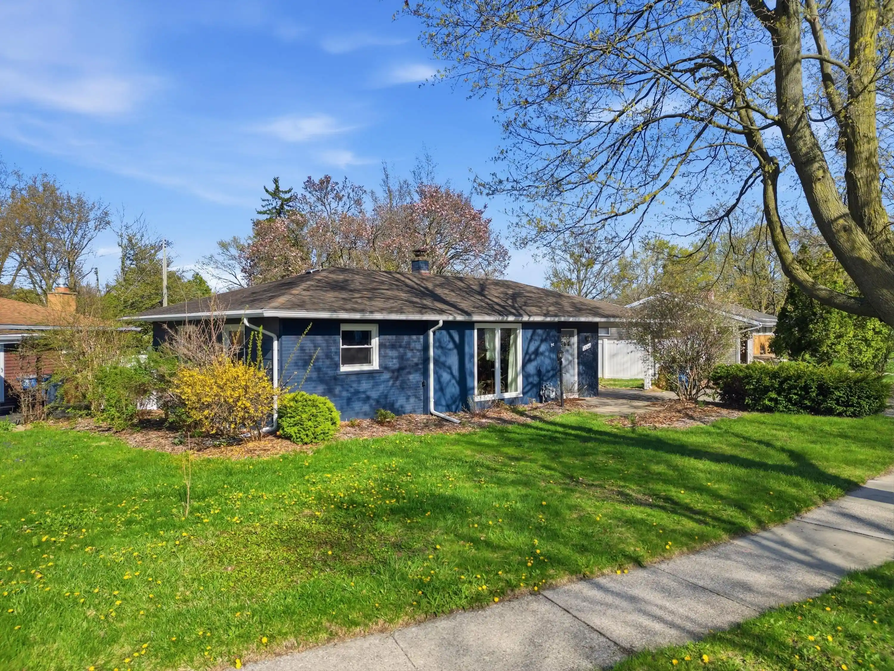 Photo 1 of Single family home for sale at 1181 Kay Pkwy, Ann Arbor, MI 48103 | MLS# 81026041609 | Listing updated on 2026-09-25