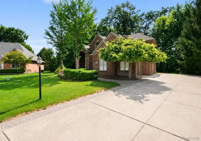 Photo 84 of Single family home for sale at 52018 Loon Ct, Shelby Township, MI 48315 | MLS# 20261062803 | Listing updated on 2026-09-06