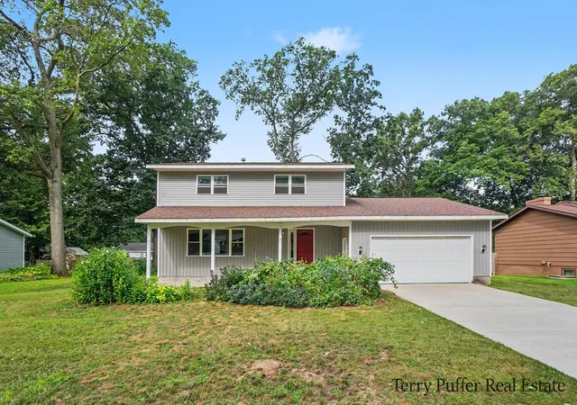 Photo 2 of Single family home for sale at 1107 Lancelot Dr, Muskegon, MI 49445 | MLS# 71026041618 | Listing updated on 2026-09-16