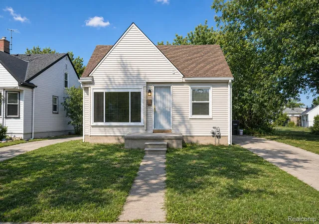 Photo 2 of Single family home for sale at 8615 Strathmoor St, Detroit, MI 48228 | MLS# 20261062822 | Listing updated on 2026-09-17