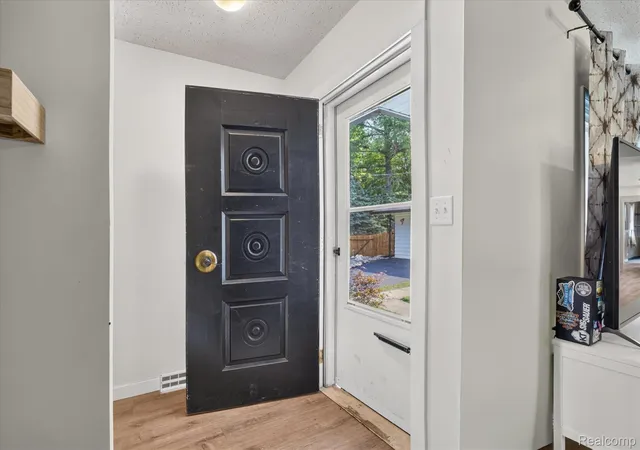 Photo 3 of Single family home for sale at 9457 Sheridan Rd, Burt, MI 48417 | MLS# 20261062826 | Listing updated on 2026-09-18