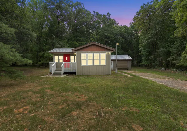 21st image of 6860 S Croton Hardy Dr, Newaygo, MI 49337 | MLS# 72026041628