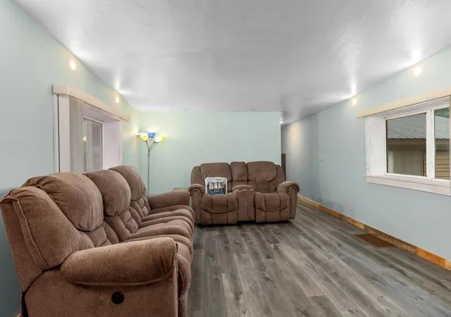 4th image of 6860 S Croton Hardy Dr, Newaygo, MI 49337 | MLS# 72026041628