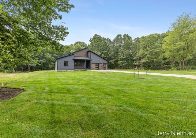 Photo 4 of Single family home for sale at 5846 113th Avenue, Pullman, MI 49450 | MLS# 71026041639 | Listing updated on 2026-09-10