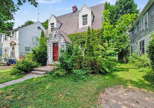 Photo 3 of Single family home for sale at 1111 Brooklyn Ave, Ann Arbor, MI 48104 | MLS# 81026041637 | Listing updated on 2026-08-23