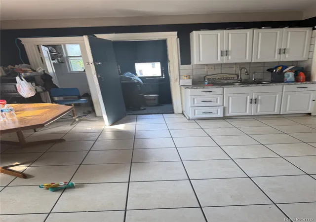 3rd image of 4951 Cecil St, Detroit, MI 48210 | MLS# 20261062879