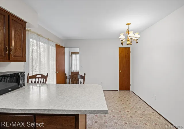 Photo 4 of Single family home for sale at 5184 Worchester Dr, Swartz Creek, MI 48473 | MLS# 20261062885 | Listing updated on 2026-09-02