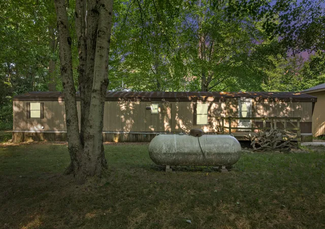 42nd image of 18757 N County Line Rd, Morley, MI 49336 | MLS# 72026041648