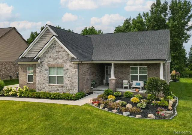 Photo 1 of Sale Pending at 59362 Deer Hvn Dr, South Lyon, MI 48178 | MLS# 20261062894 | Listing updated on 2026-09-09