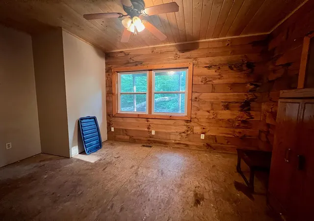 Photo 5 of Single family home for sale at 520 E Moorestown Rd, Lake City, MI 49651 | MLS# 78080072145 | Listing updated on 2026-08-25