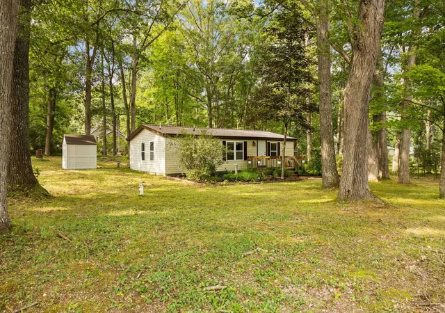Photo 2 of Single family home for sale at 510 Merritt St, Fife Lake, MI 49633 | MLS# 78080072148 | Listing updated on 2026-10-01