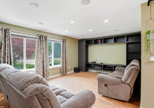 Photo 3 of Single family home for sale at 15861 Coral Ave, Clinton Township, MI 48035 | MLS# 58050217956 | Listing updated on 2026-09-17