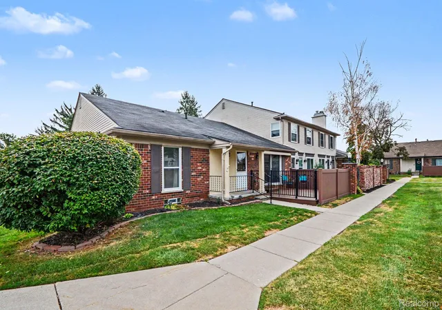Photo 2 of Condo for sale at 41150 Southwind Dr, Canton, MI 48188 | MLS# 20261062924 | Listing updated on 2026-08-20