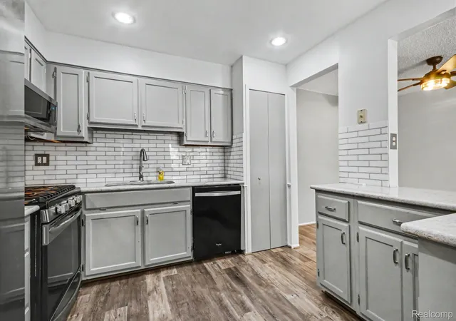 Photo 3 of Condo for sale at 41150 Southwind Dr, Canton, MI 48188 | MLS# 20261062924 | Listing updated on 2026-08-20