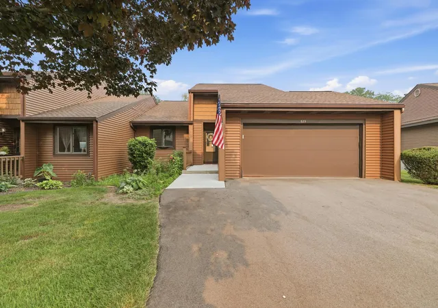 1st image of 625 Maple Creek Dr #35, Holland, MI 49423 | MLS# 71026041662