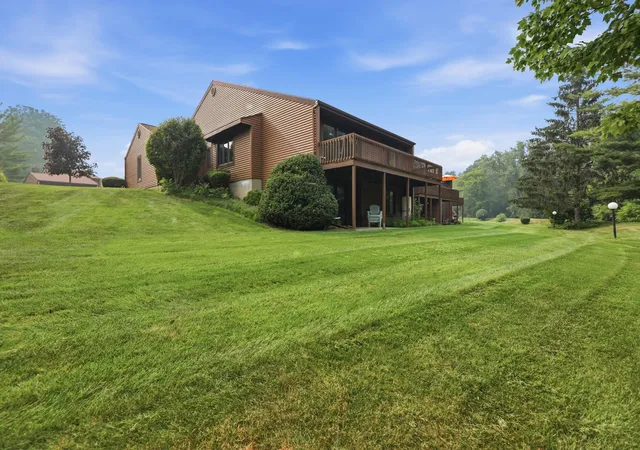 20th image of 625 Maple Creek Dr #35, Holland, MI 49423 | MLS# 71026041662