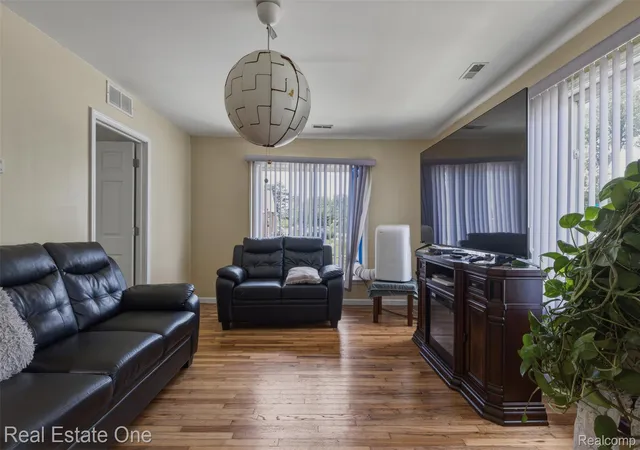 Photo 3 of Single family home for sale at 28151 Cherry St, Inkster, MI 48141 | MLS# 20261062930 | Listing updated on 2026-08-10