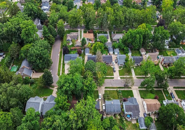 27th image of 2738 Richards Dr Se, Grand Rapids, MI 49506 | MLS# 65026041671