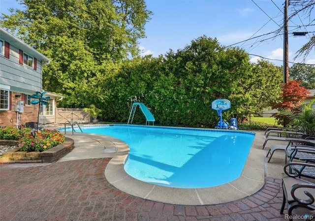 Photo 2 of Single family home for sale at 52338 Livingstone Ct, Shelby Township, MI 48316 | MLS# 20261062953 | Listing updated on 2026-09-04