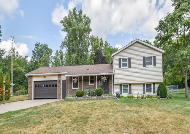 1st image of 536 Schaeffer Dr, Coldwater, MI 49036 | MLS# 62026041678