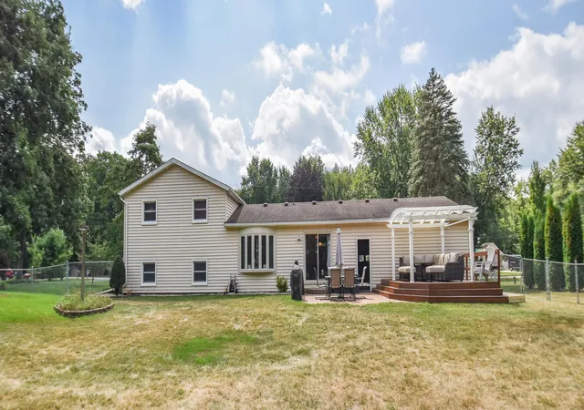 2nd image of 536 Schaeffer Dr, Coldwater, MI 49036 | MLS# 62026041678