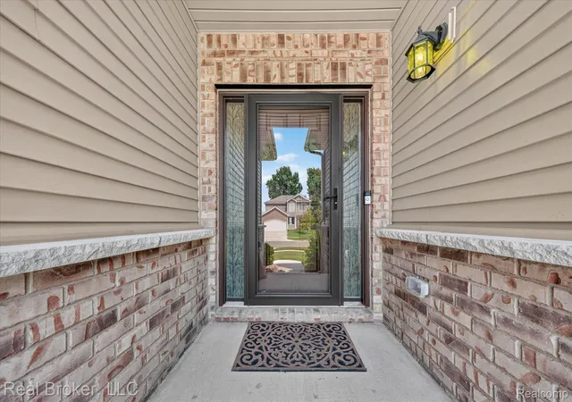 Photo 3 of Single family home for sale at 322 Hidden River E, Holly, MI 48442 | MLS# 20261062974 | Listing updated on 2026-09-19