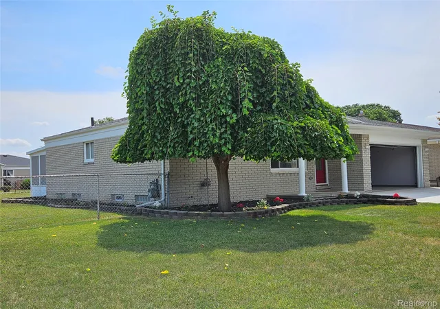 Photo 3 of Single family home for sale at 22009 Provincial St, Woodhaven, MI 48183 | MLS# 20261063001 | Listing updated on 2026-10-10