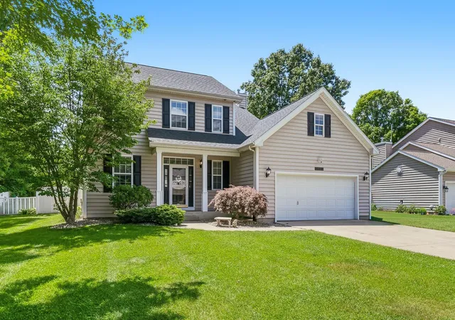 Photo 3 of Single family home for sale at 3560 Smithfield Way, Kalamazoo, MI 49009 | MLS# 66026041695 | Listing updated on 2026-08-10