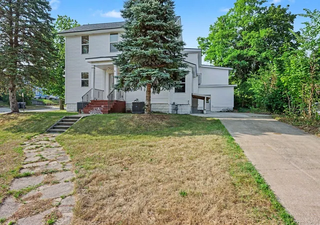 3rd image of 201 Monroe St, Allegan, MI 49010 | MLS# 65026041700