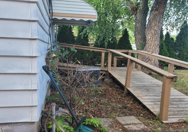 Photo 3 of Single family home for sale at 4574 Westland St, Dearborn, MI 48126 | MLS# 20261063021 | Listing updated on 2026-08-10