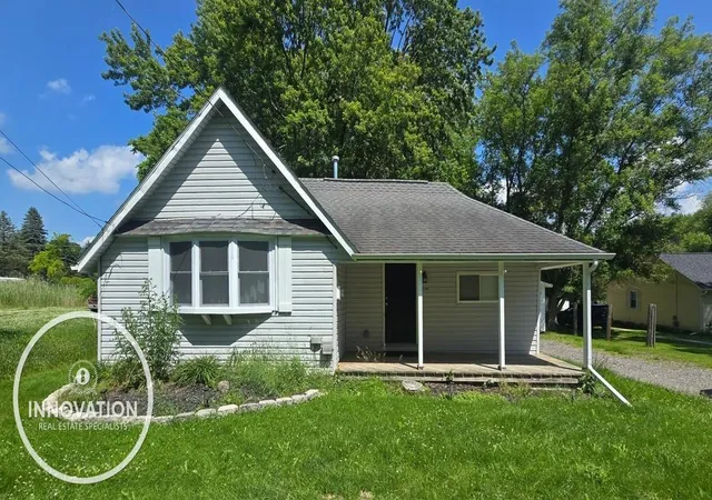 Photo 1 of Single family home for sale at 536 N Blacks Corners Rd, Imlay City, MI 48444 | MLS# 58050217994 | Listing updated on 2026-09-17