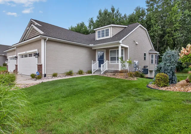 Photo 2 of Condo for sale at 4043 Stoneridge Dr, Jackson, MI 49203 | MLS# 55026041704 | Listing updated on 2026-08-10