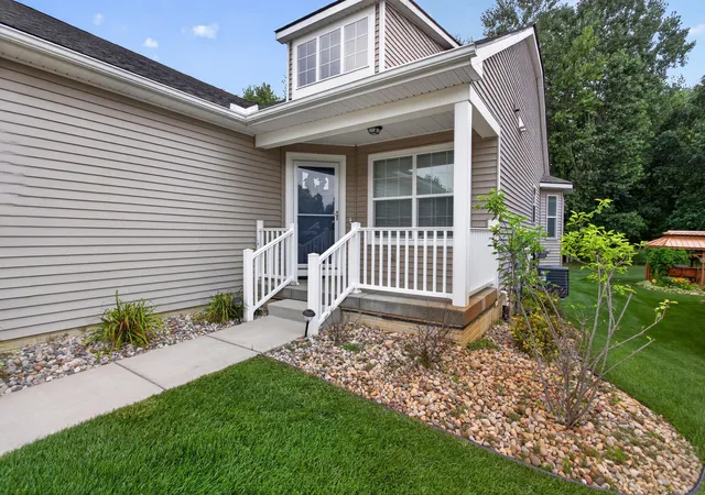 Photo 3 of Condo for sale at 4043 Stoneridge Dr, Jackson, MI 49203 | MLS# 55026041704 | Listing updated on 2026-08-10