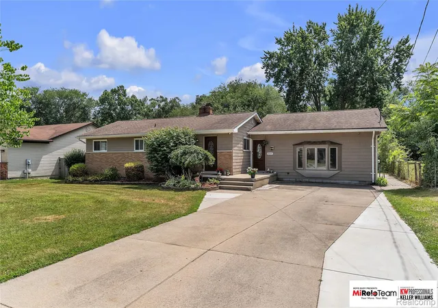 Photo 2 of Single family home for sale at 8300 Pacton Dr, Shelby Township, MI 48317 | MLS# 20261063033 | Listing updated on 2026-09-05