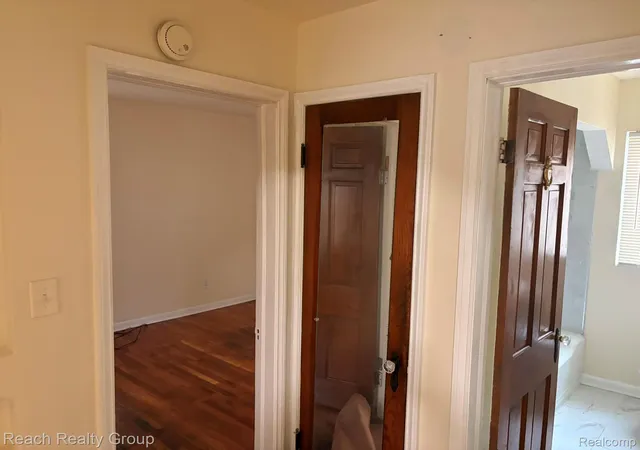 Photo 3 of Single family home for sale at 19989 Steel St, Detroit, MI 48235 | MLS# 20261063050 | Listing updated on 2026-09-07