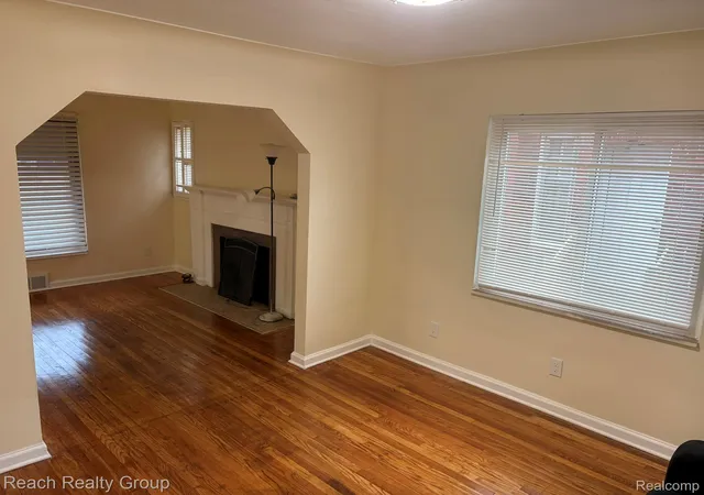 Photo 4 of Single family home for sale at 19989 Steel St, Detroit, MI 48235 | MLS# 20261063050 | Listing updated on 2026-09-07