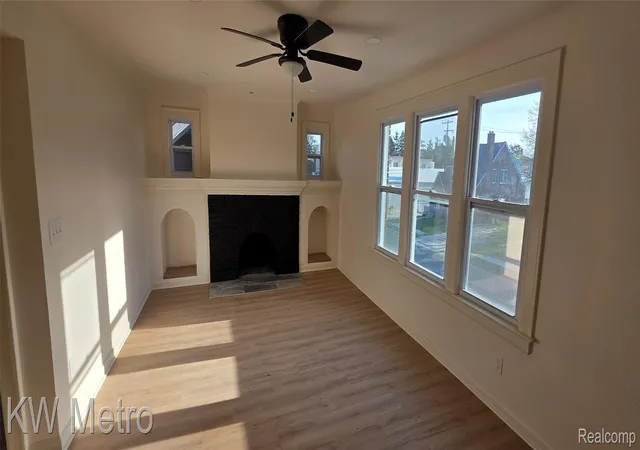 Listing Photo 3 - Condo for sale in building located at 17144 Greenlawn St, Detroit, MI 48221